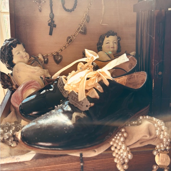 Upcycled black genuine leather black patent tie up brogues oxfords lace up REBEL - Picture 5 of 14